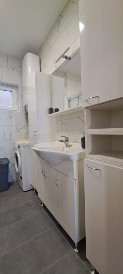 Apartman Helena Senj  Exteriör bild